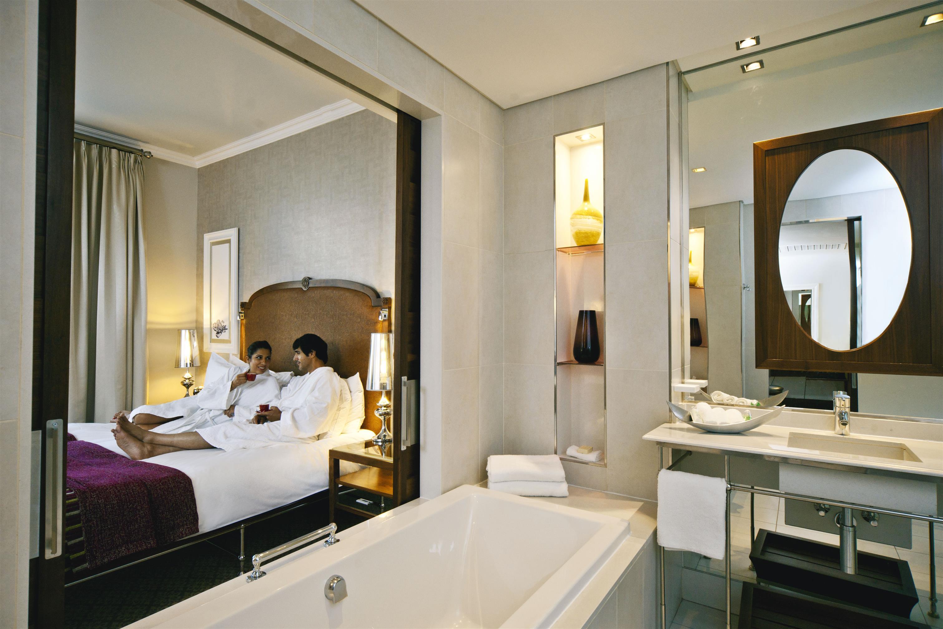 Pivot Hotel Montecasino โจฮันเนสเบิร์ก ภายนอก รูปภาพ