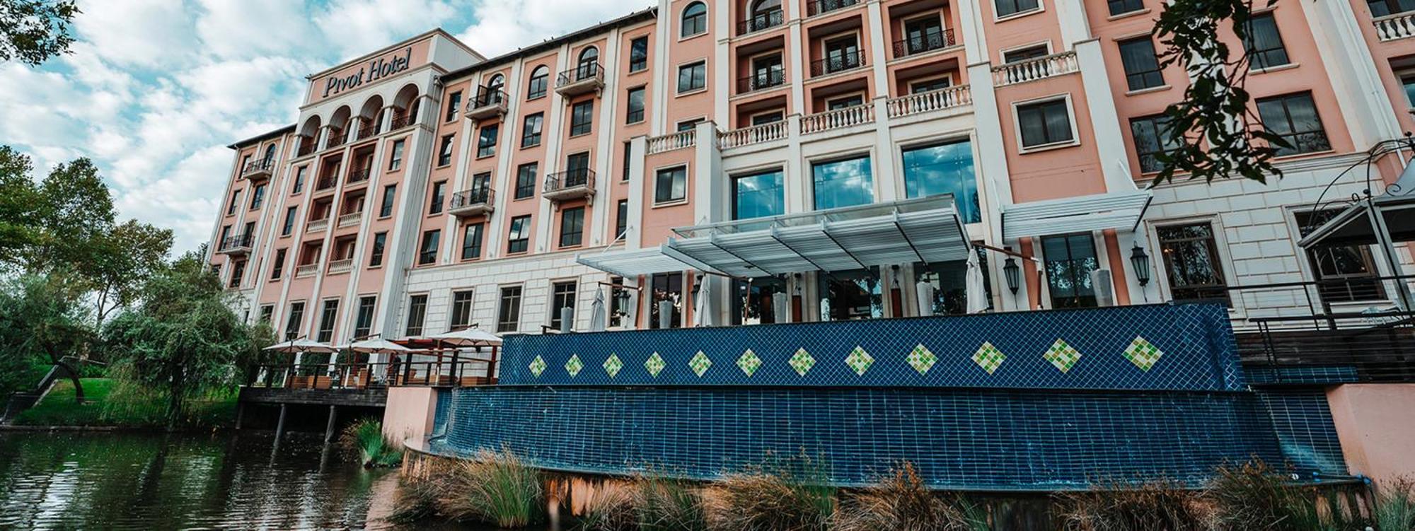 Pivot Hotel Montecasino โจฮันเนสเบิร์ก ภายนอก รูปภาพ