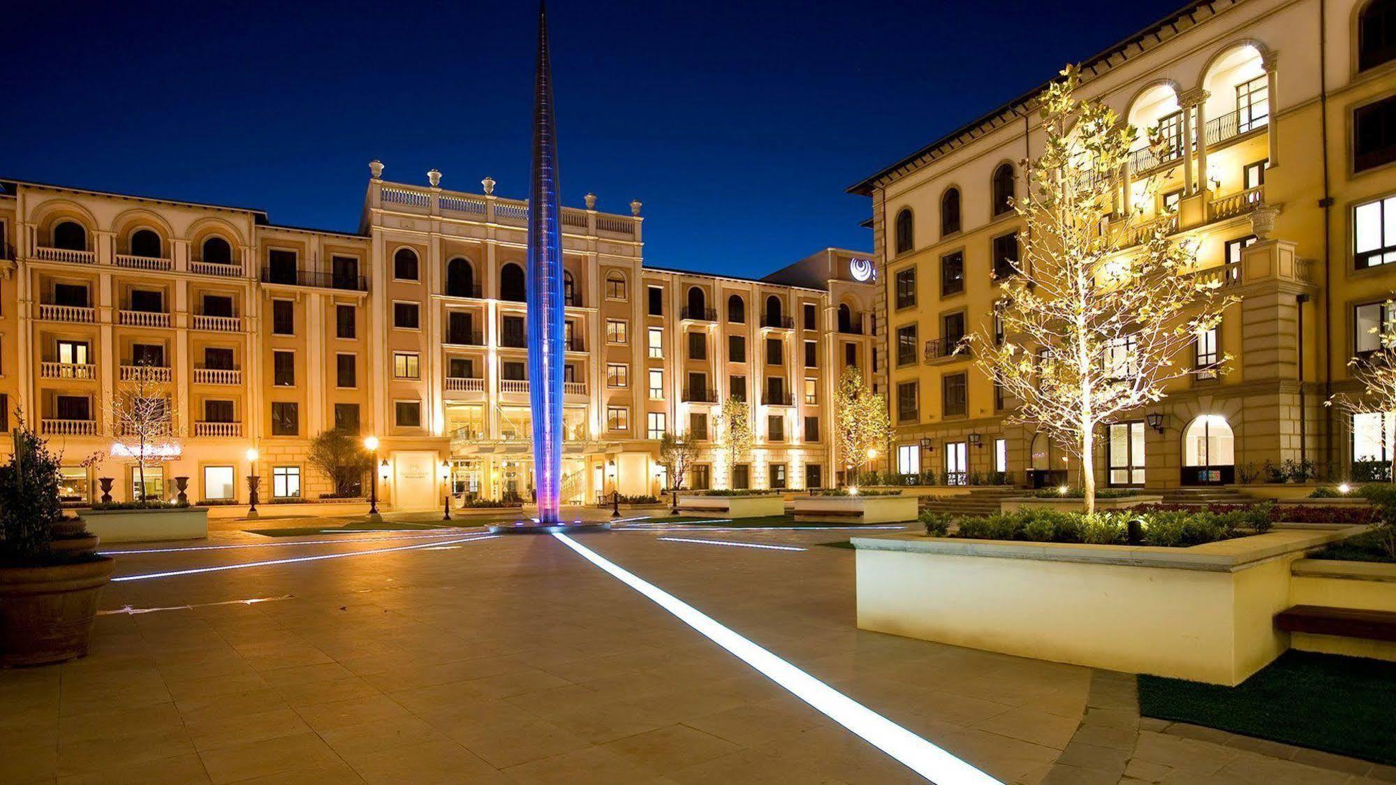 Pivot Hotel Montecasino โจฮันเนสเบิร์ก ภายนอก รูปภาพ