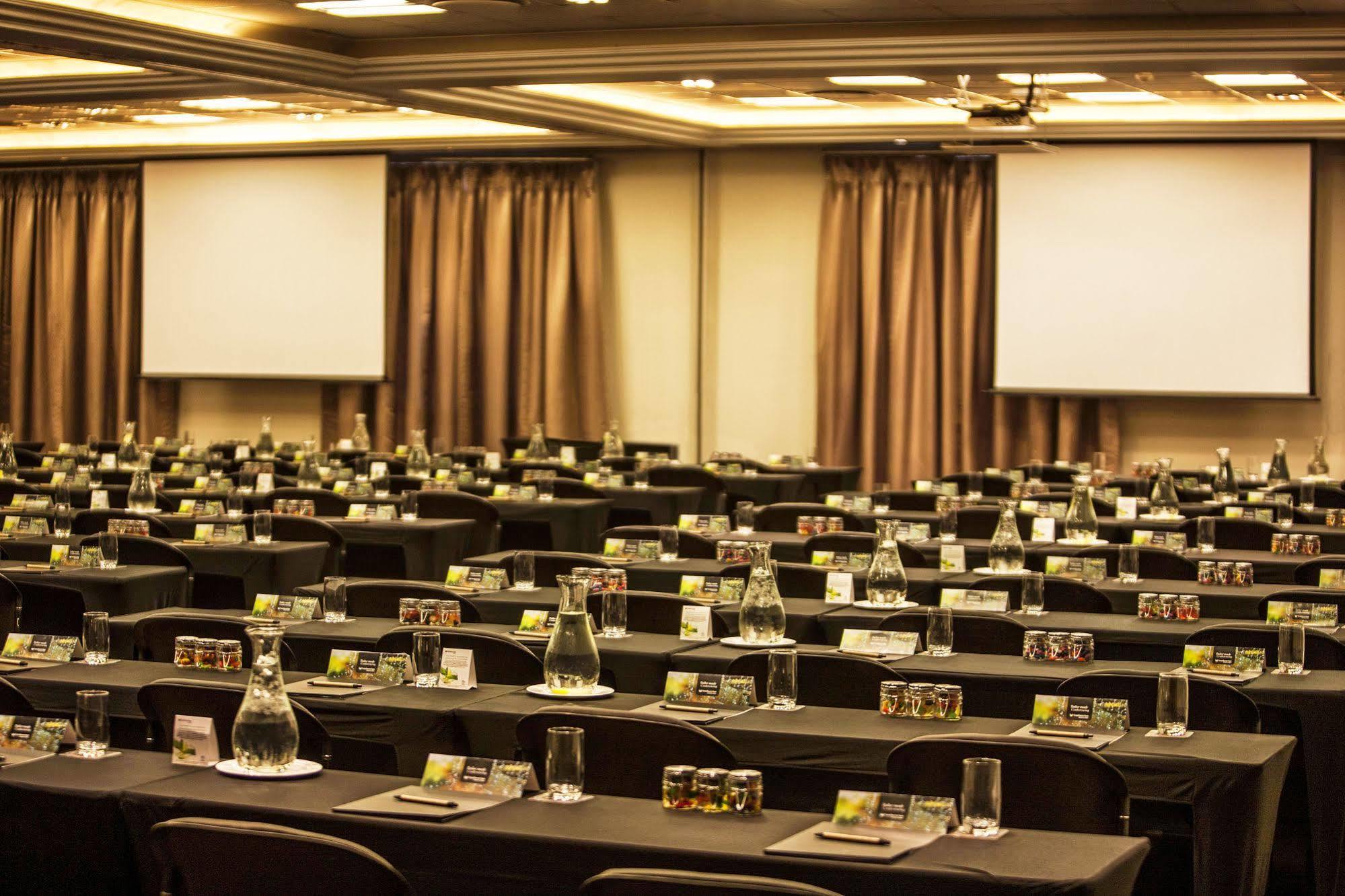 Pivot Hotel Montecasino โจฮันเนสเบิร์ก ภายนอก รูปภาพ